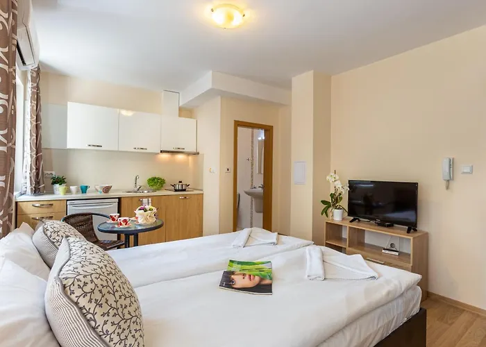 Flora Apartment Burgas