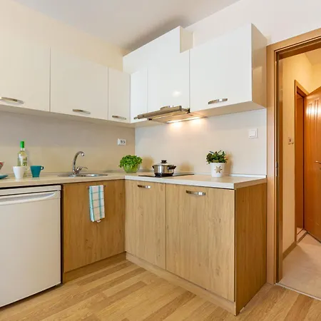 Apartament Flora