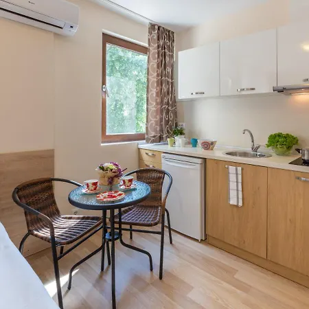 Appartement Flora Burgas Stad