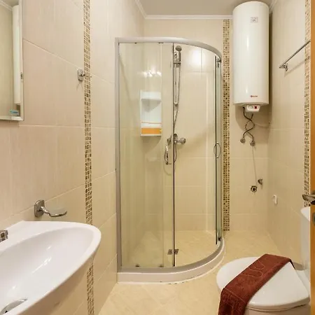 Apartament Flora