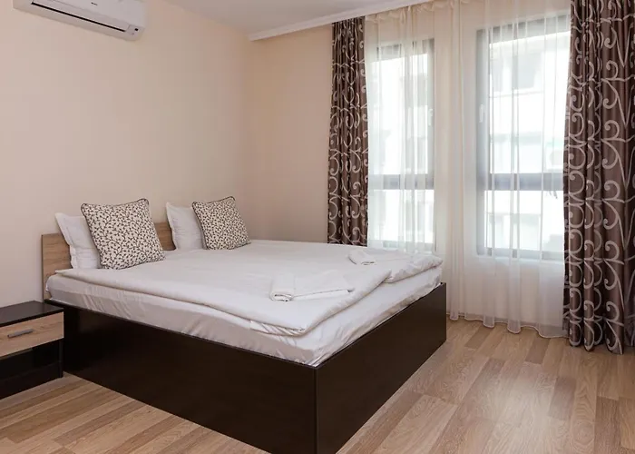 Flora Διαμέρισμα *